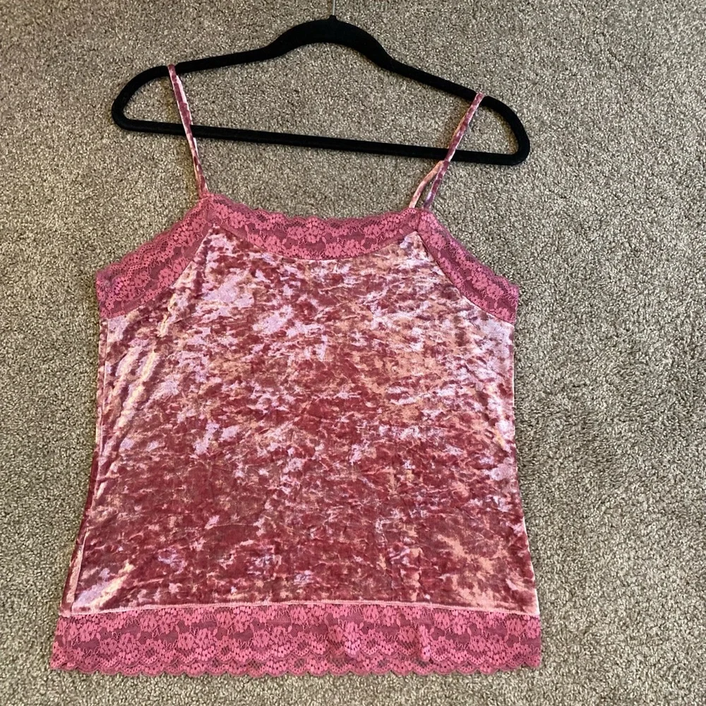 Romeo & Juliet Couture Pink Velvet Lace Trim Cami - Picture 2 of 6